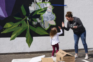 Black Tulip hosts community mural painting