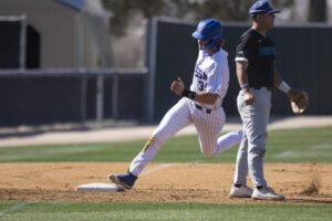 COLLEGE BASEBALL: Wranglers split doubleheader with Frank Phillips College