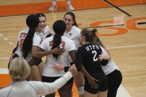 COLLEGE VOLLEYBALL: Falcons return home for three-game stretch