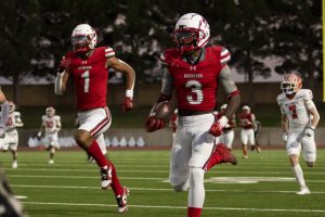 HIGH SCHOOL FOOTBALL NOTEBOOK: Bronchos close to playoff spot with undefeated Midland High looming