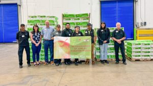 United Supermarkets & Market Street donate more than 50,000 pounds of apples across Texas, New Mexico